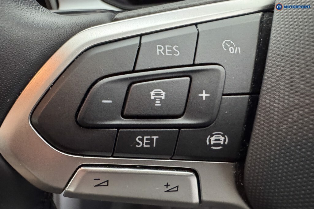 Used Volkswagen T-Roc 2022 for sale - 76046793: Photo 27