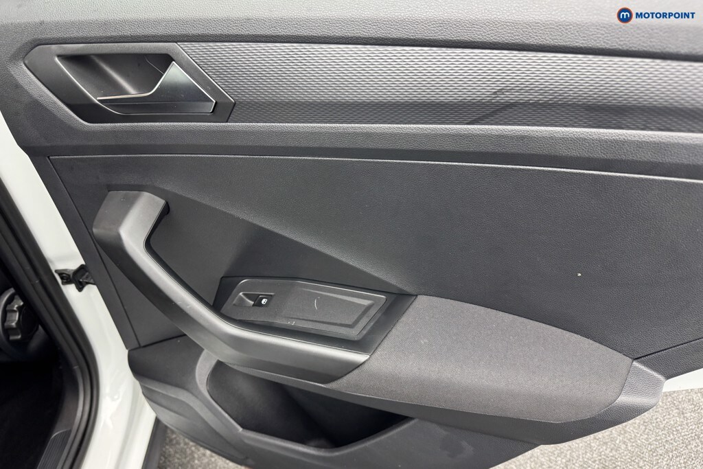 Used Volkswagen T-Roc 2022 for sale - 76046793: Photo 32