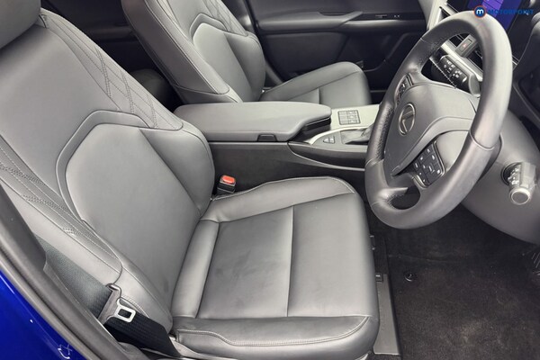 Used Lexus UX 2023 for sale - 76008880: Photo 13