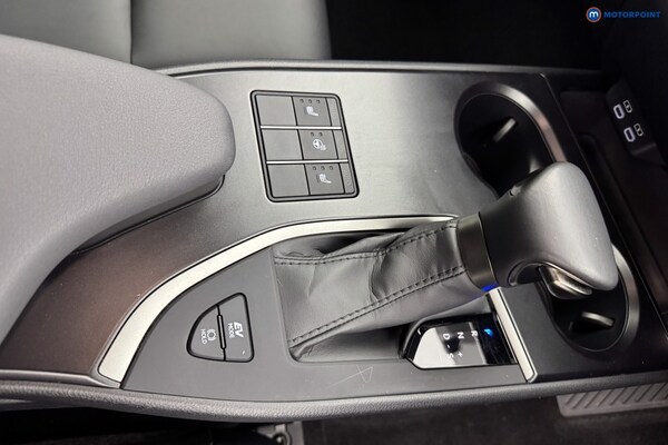 Used Lexus UX 2023 for sale - 76008880: Photo 22