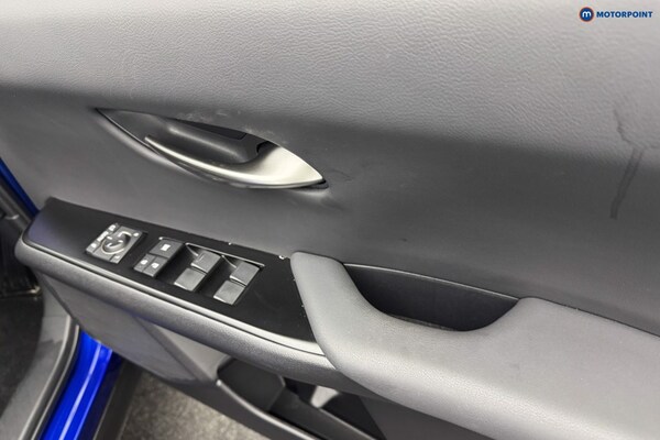Used Lexus UX 2023 for sale - 76008880: Photo 31