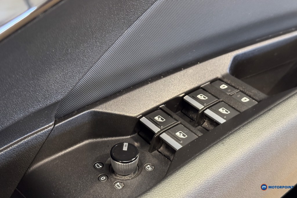 Used Audi Q4 e-tron 2021 for sale - 77607689: Photo 16