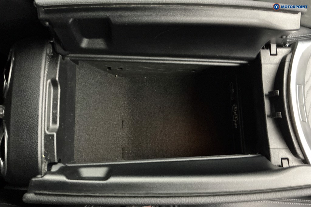 Used Mercedes-Benz C Class 2020 for sale - 76628383: Photo 20