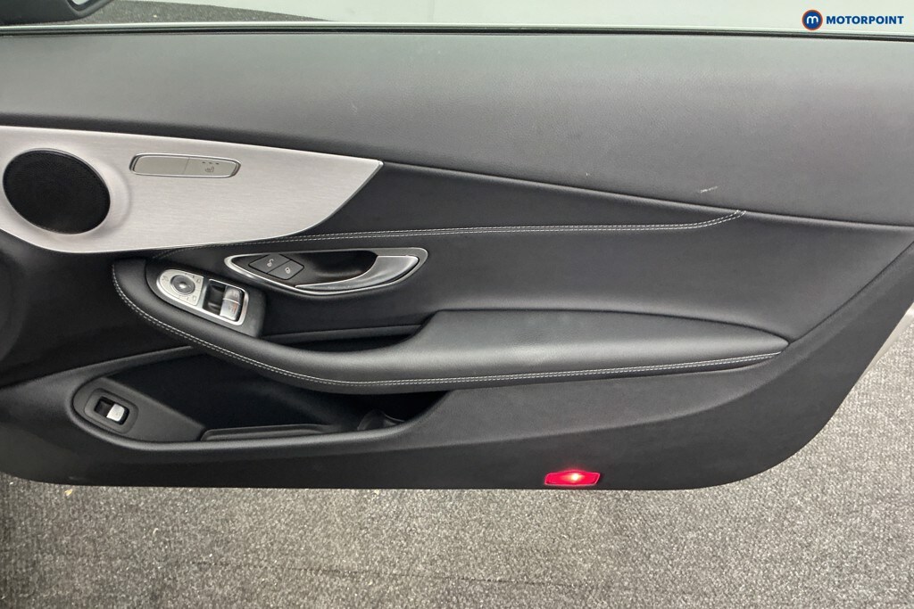 Used Mercedes-Benz C Class 2020 for sale - 76628383: Photo 25