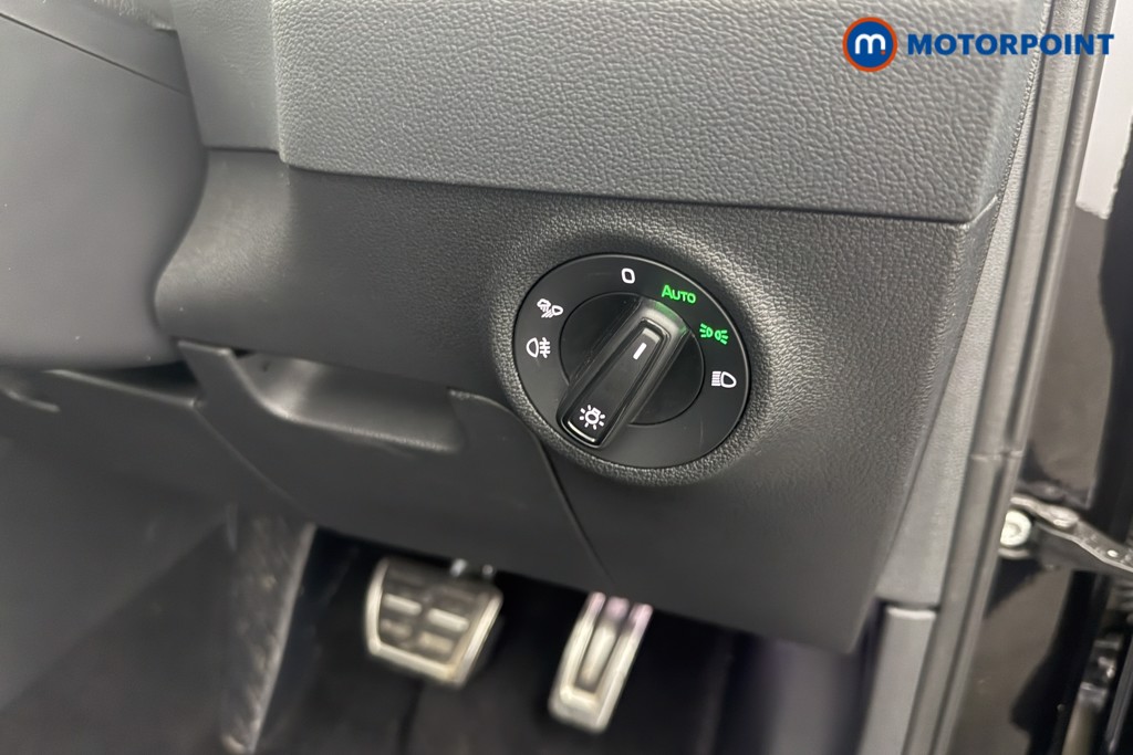 Used Skoda Karoq 2025 for sale - 77763786: Photo 11