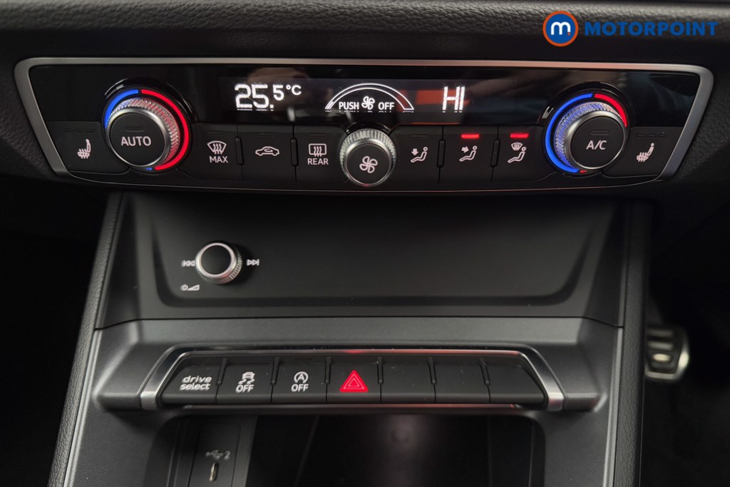 Used Audi Q3 2019 for sale - 76636869: Photo 22