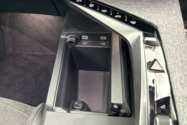 Used Peugeot 3008 2024 for sale - 76076899: Photo 25