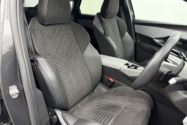 Used Peugeot 3008 2024 for sale - 76076899: Photo 30