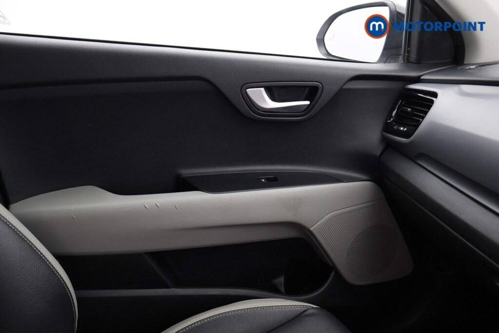 Used Kia Stonic 2019 for sale - 78150207: Photo 23