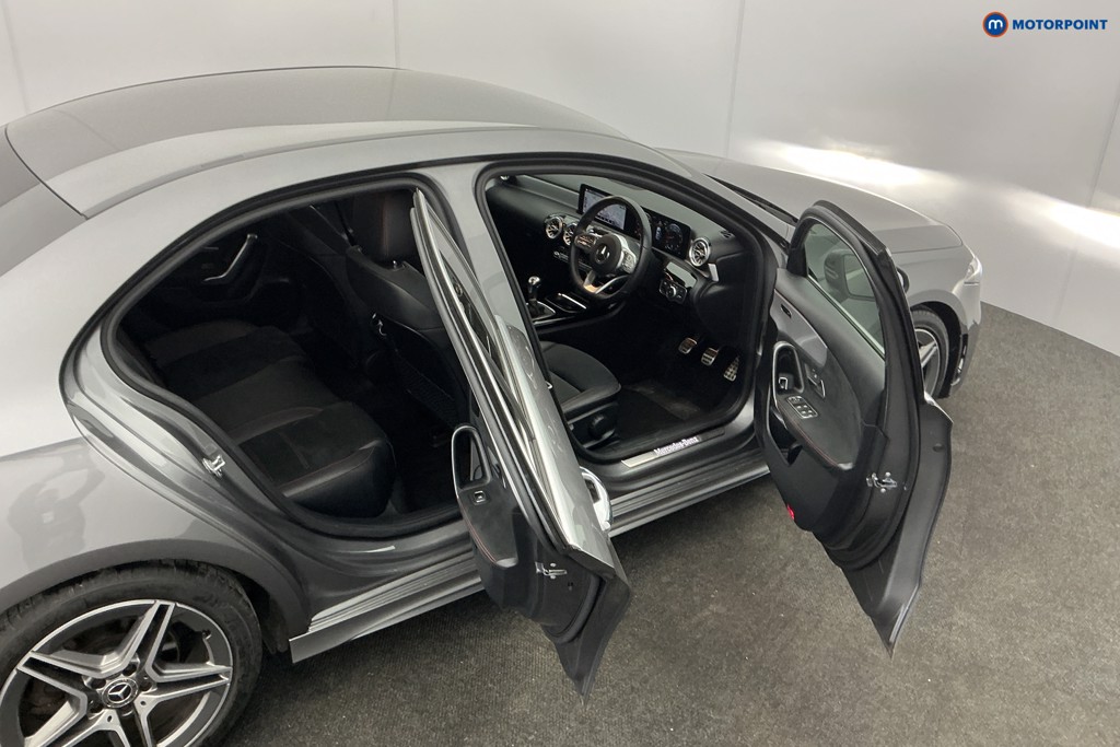 Used Mercedes-Benz A-Class 2019 for sale - 77946512: Photo 13