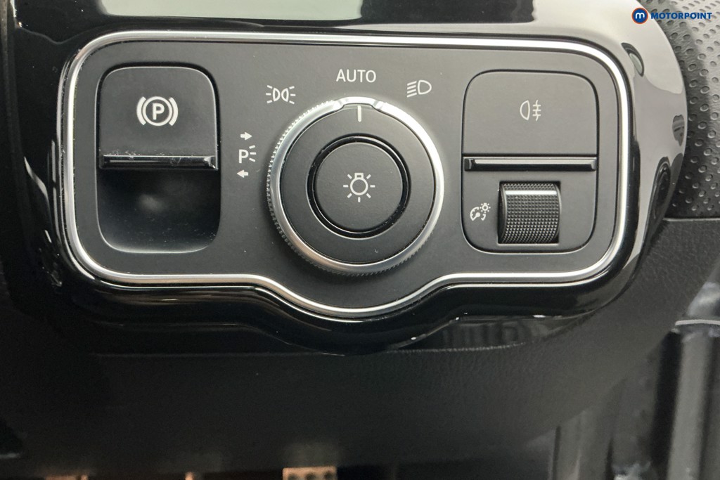 Used Mercedes-Benz A-Class 2019 for sale - 77946512: Photo 33