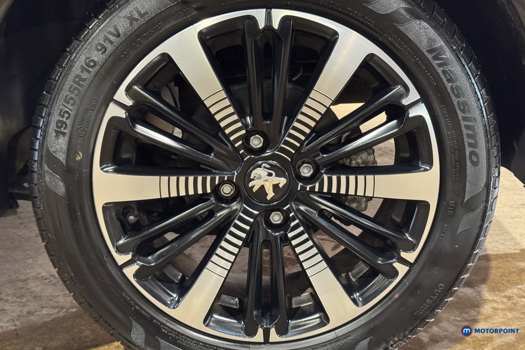 Used Peugeot 208 2018 for sale - 77661390: Photo 41