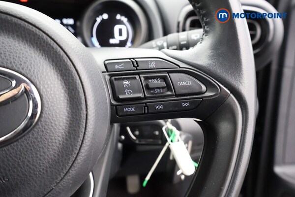 Used Toyota Yaris 2022 for sale - 75653421: Photo 11