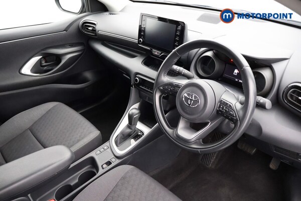 Used Toyota Yaris 2022 for sale - 75653421: Photo 18