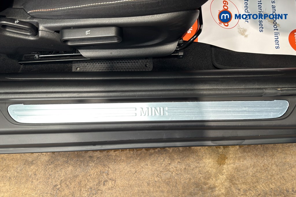 Used MINI Convertible 2022 for sale - 77975967: Photo 28