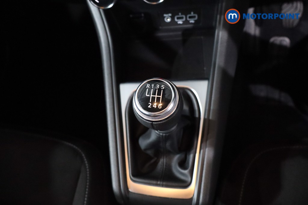 Used Renault Captur 2021 for sale - 76028356: Photo 27