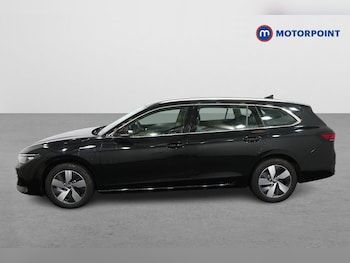 Used Volkswagen Passat 2025 for sale - 77334148: Photo
