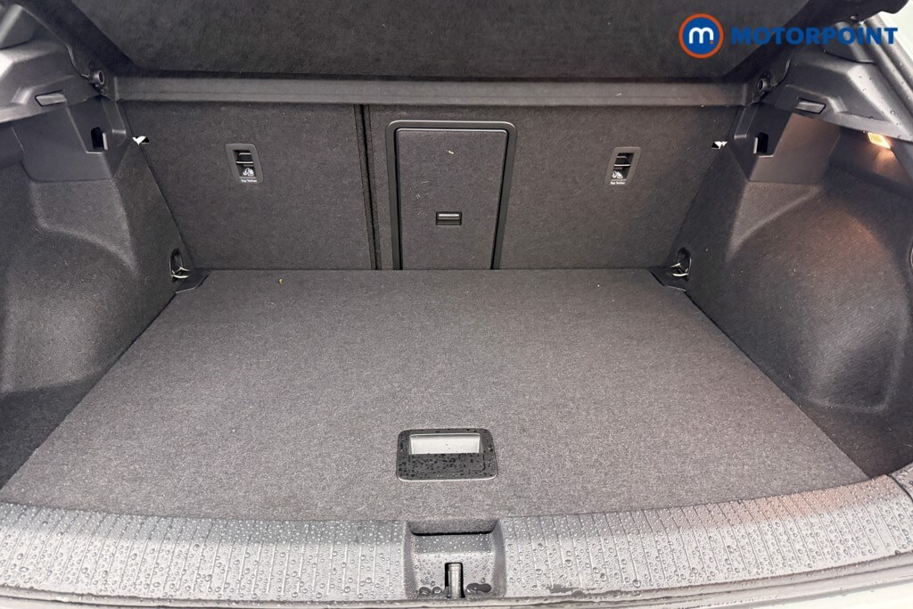 Used Volkswagen T-Roc for sale - 77516800: Photo 29