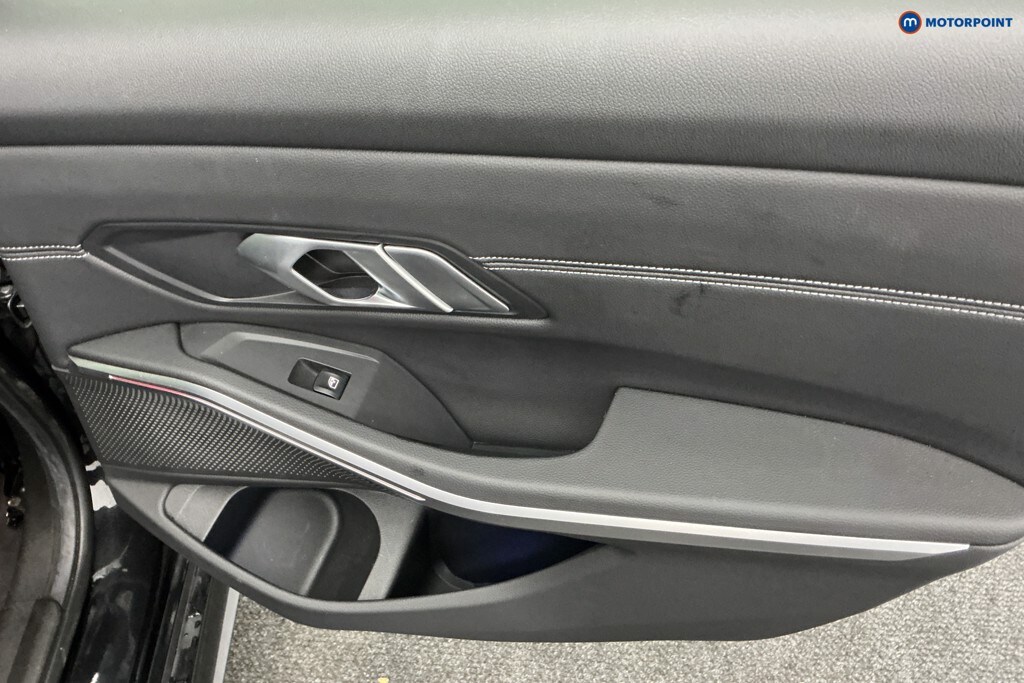 Used BMW 3 Series 2021 for sale - 76319835: Photo 31