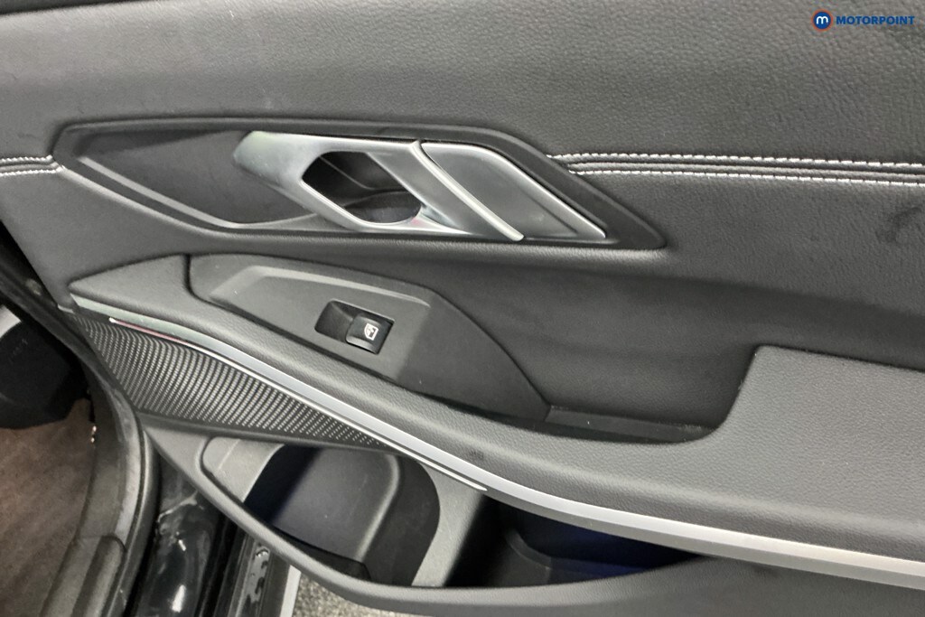 Used BMW 3 Series 2021 for sale - 76319835: Photo 32