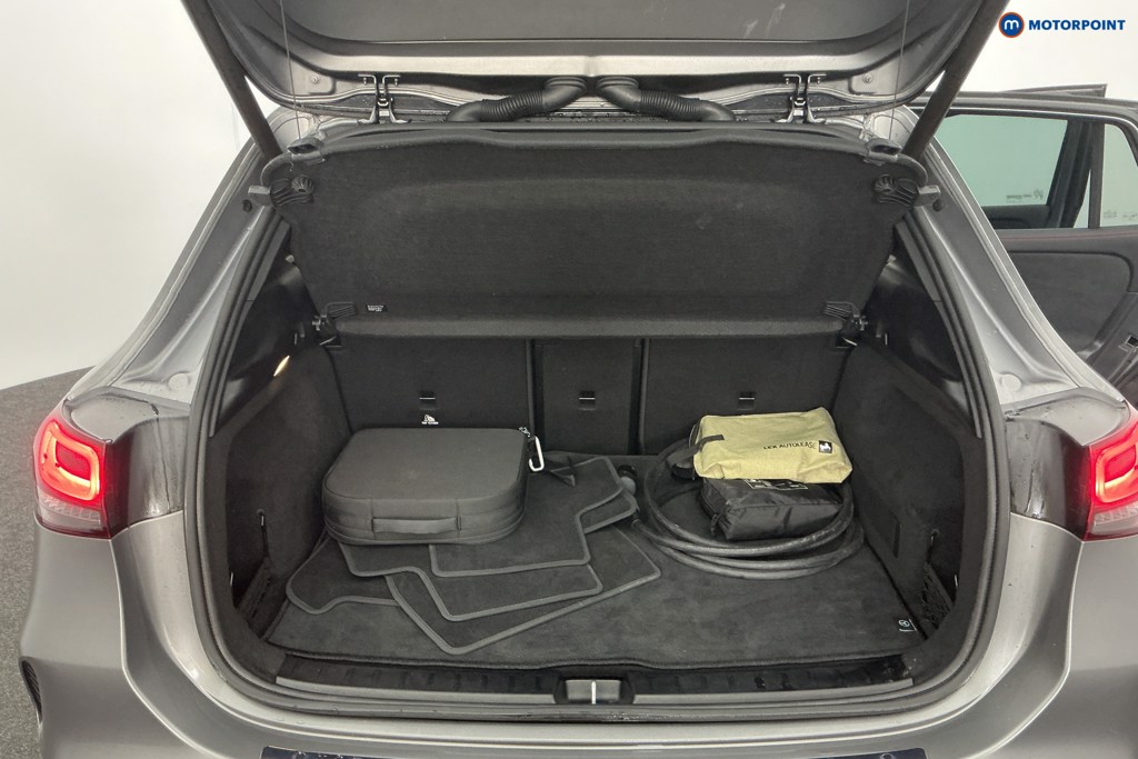 Used Mercedes-Benz EQA 2023 for sale - 76895739: Photo 11