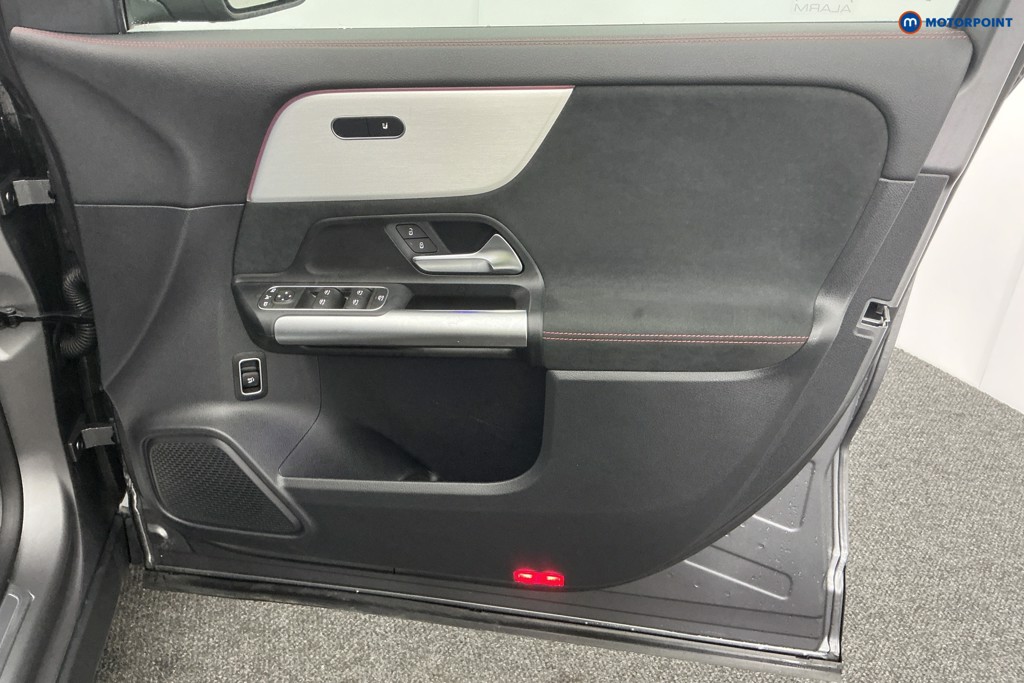 Used Mercedes-Benz EQA 2023 for sale - 76895739: Photo 34