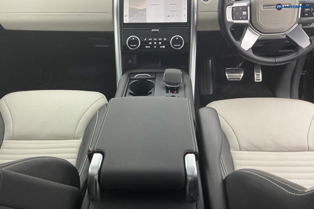 Used Land Rover Discovery 2022 for sale - 76534621: Photo 13