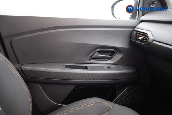 Used Dacia Sandero Stepway 2023 for sale - 76287592: Photo 15