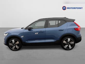 Used Volvo XC40 2023 for sale - 79816471: Photo