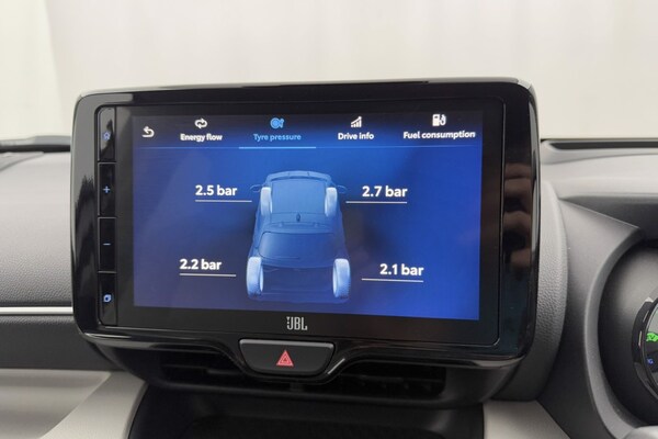 Used Toyota Yaris 2022 for sale - 75320125: Photo 17