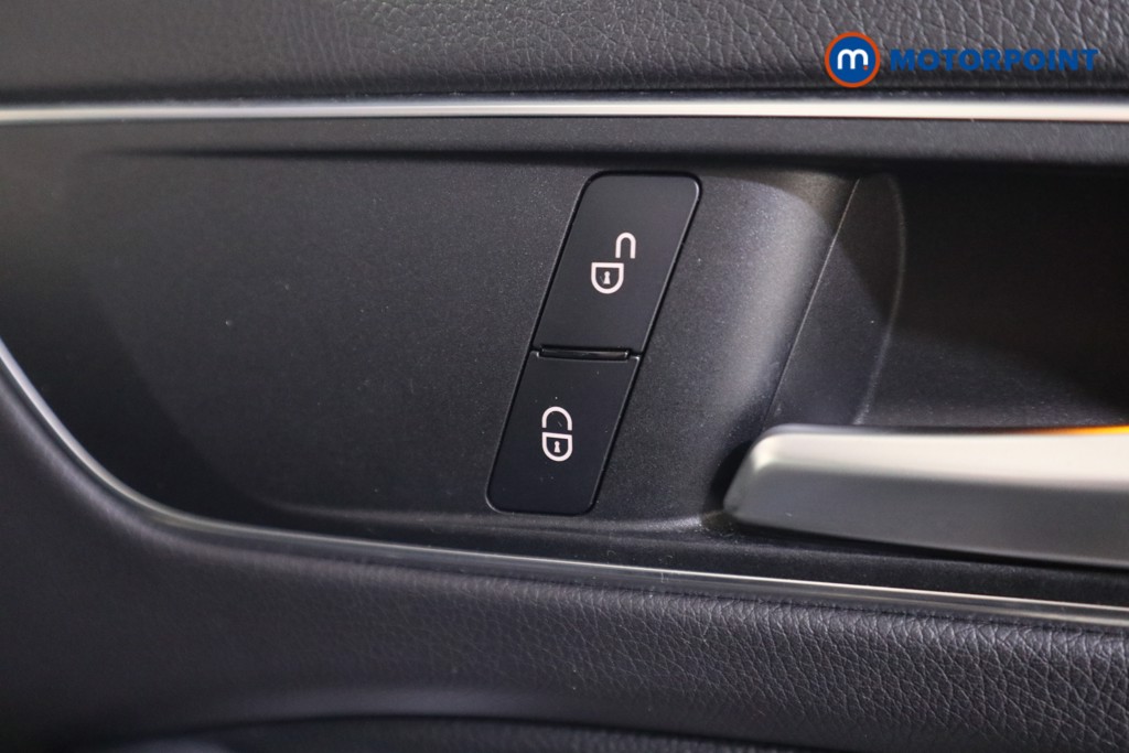 Used Mercedes-Benz GLA 2019 for sale - 76157598: Photo 20