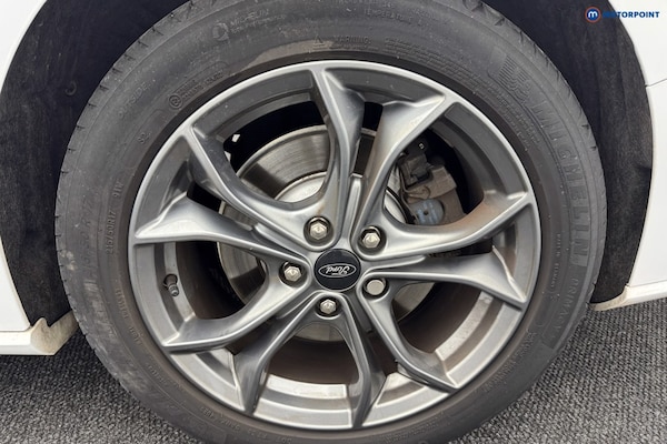 Used Ford Focus 2020 for sale - 76147025: Photo 44