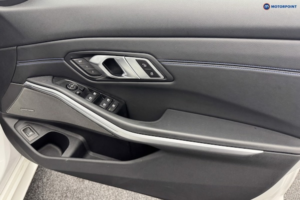 Used BMW 3 Series 2020 for sale - 76235042: Photo 30