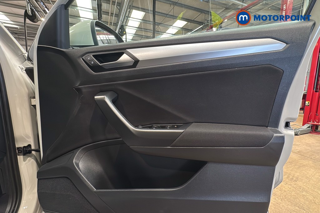 Used Volkswagen T-Roc 2024 for sale - 78144972: Photo 22