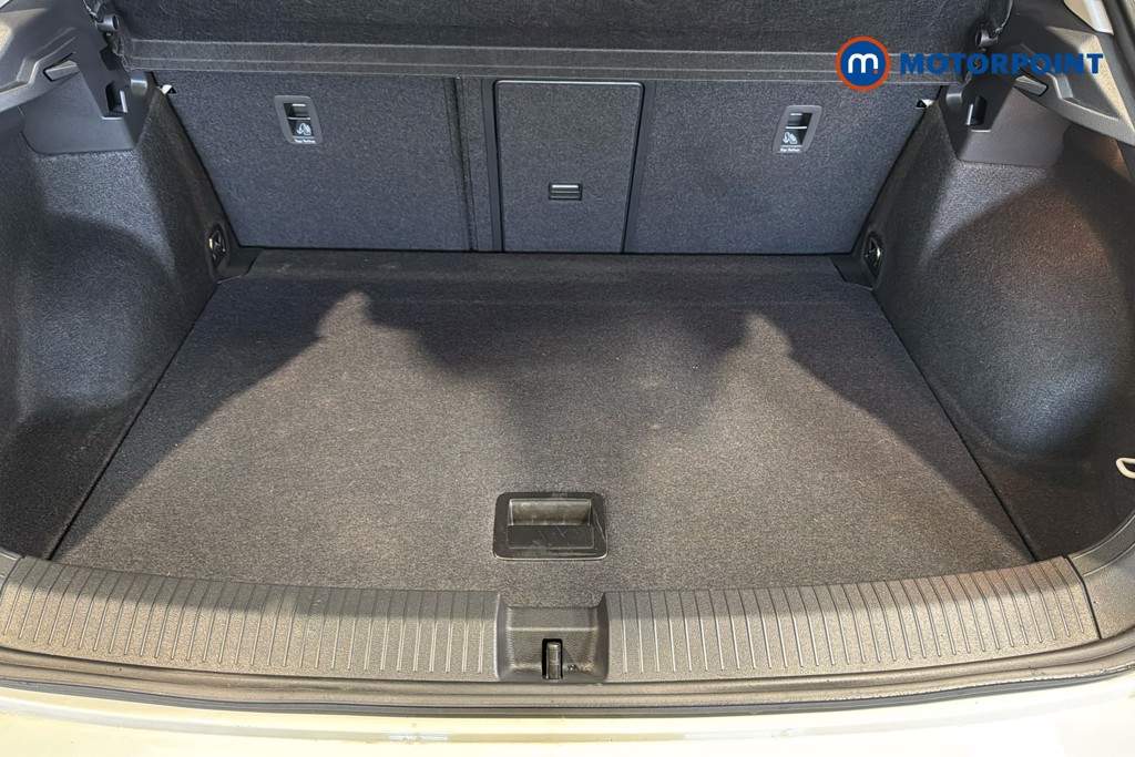 Used Volkswagen T-Roc 2024 for sale - 78144972: Photo 28