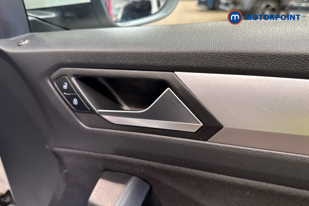 Used Volkswagen T-Roc 2024 for sale - 78144972: Photo 32