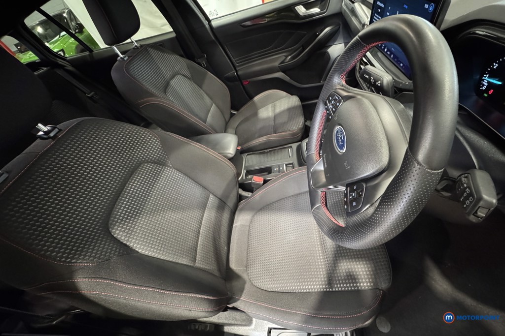 Used Ford Focus 2023 for sale - 76718314: Photo 13