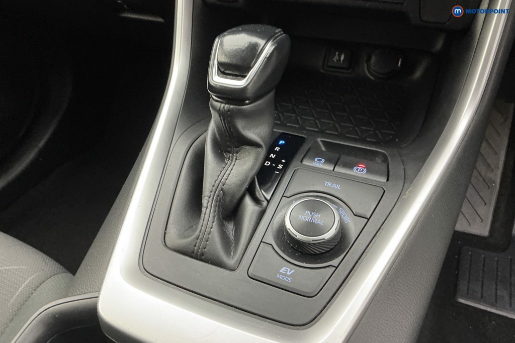 Used Toyota RAV4 2020 for sale - 76859539: Photo 23