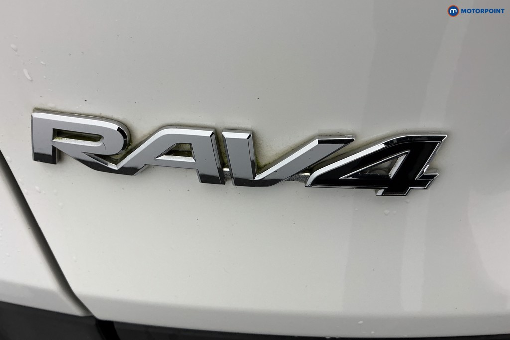 Used Toyota RAV4 2020 for sale - 76859539: Photo 40