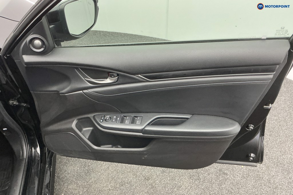 Used Honda Civic 2021 for sale - 76599620: Photo 16