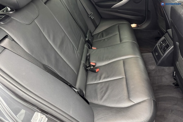 Used BMW 3 Series 2019 for sale - 76147189: Photo 12