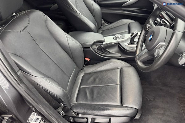 Used BMW 3 Series 2019 for sale - 76147189: Photo 13