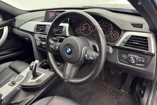 Used BMW 3 Series 2019 for sale - 76147189: Photo 15