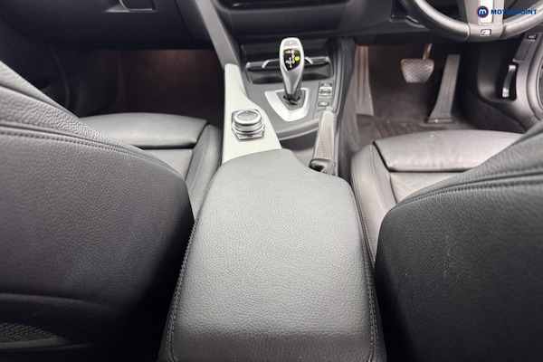 Used BMW 3 Series 2019 for sale - 76147189: Photo 19