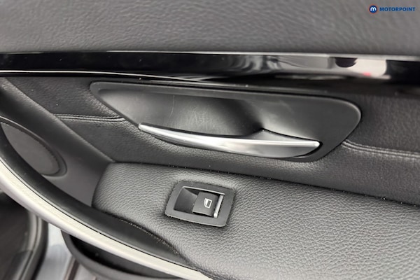 Used BMW 3 Series 2019 for sale - 76147189: Photo 34