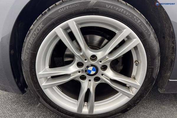 Used BMW 3 Series 2019 for sale - 76147189: Photo 44