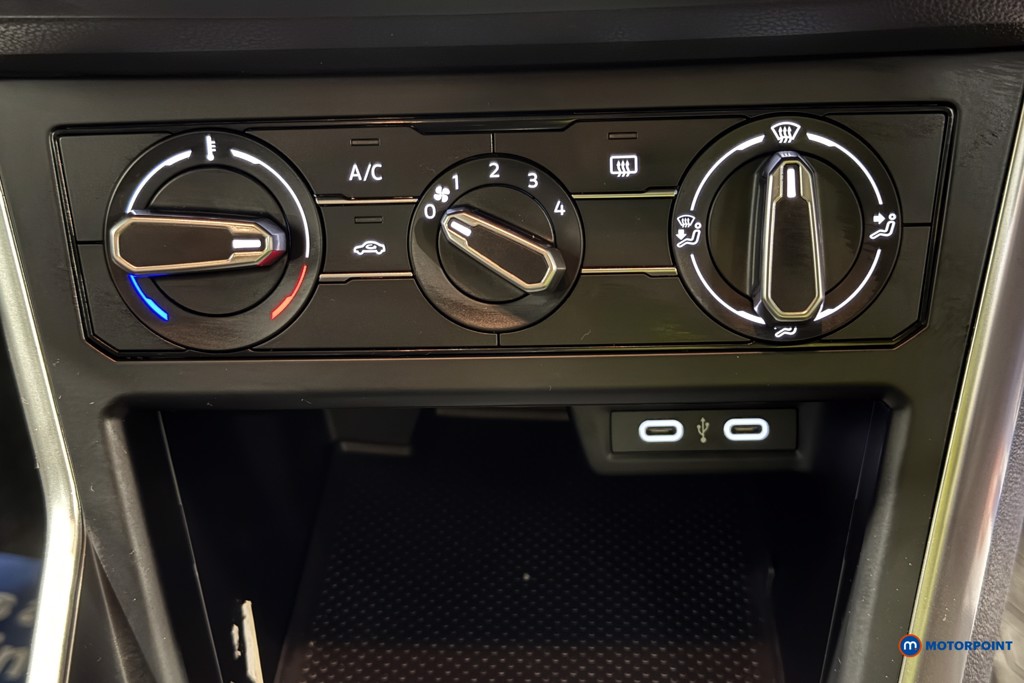 Used Volkswagen Polo 2024 for sale - 77592957: Photo 27