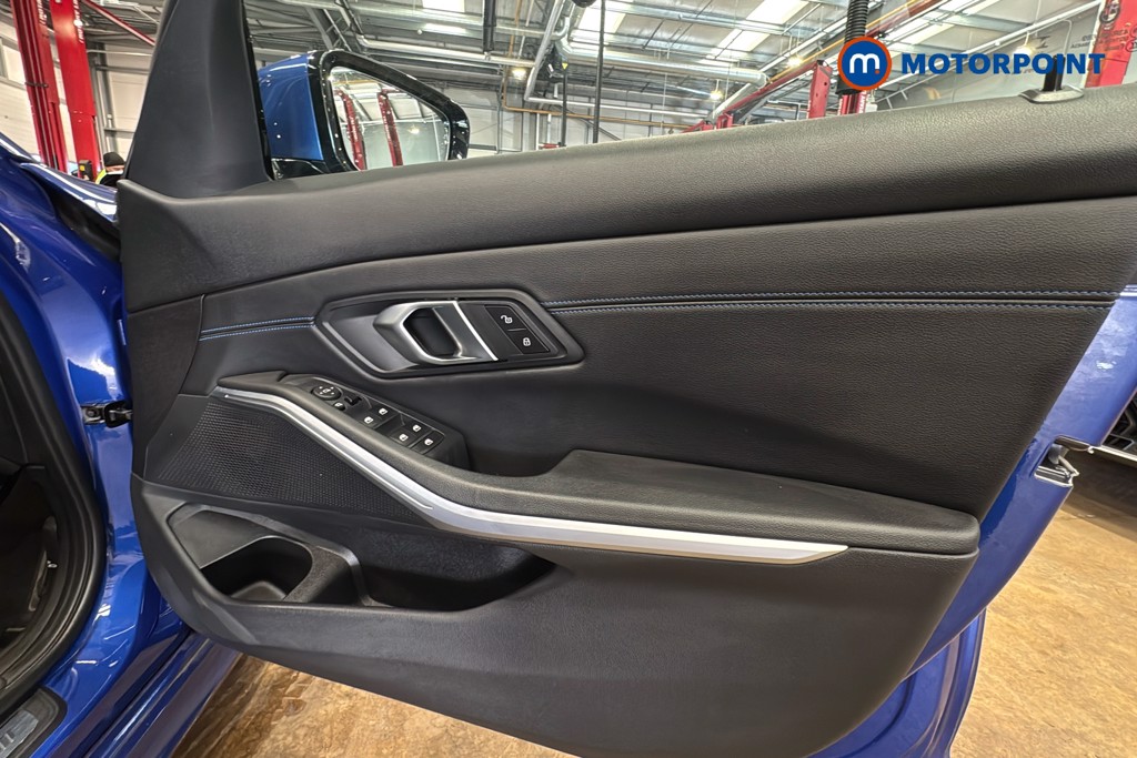 Used BMW 3 Series 2024 for sale - 78081917: Photo 23