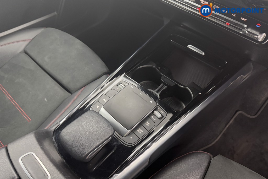 Used Mercedes-Benz GLB 2021 for sale - 76697251: Photo 22