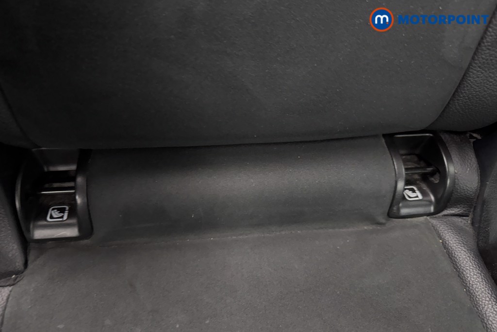 Used Mercedes-Benz GLB 2021 for sale - 76697251: Photo 34